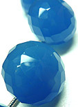 calcedoine teintee bleue