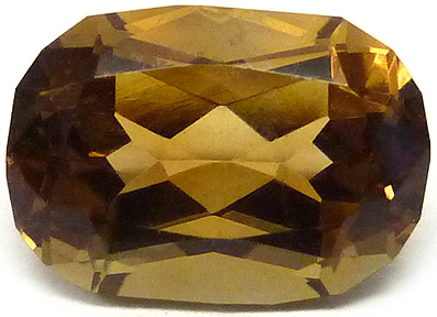 iolite cordierite brune de Madagascar
