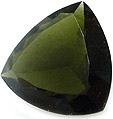 tch�quie moldavite verte taill�e � facettes