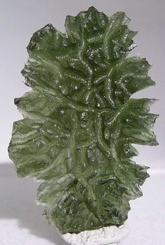 verre natural moldavite herisson