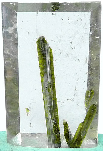 quartz inclusions epidote