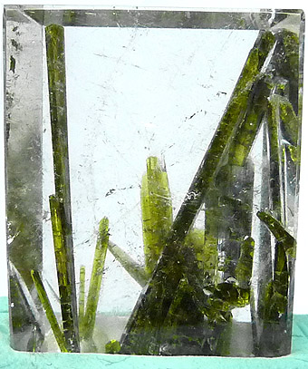 quartz inclusions epidote