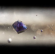 fluorite bleue en inclusion dans le quartz